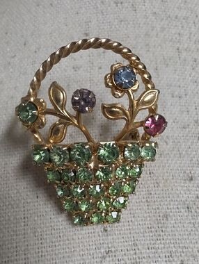 Vintage UV Reactive Flower Basket Brooch